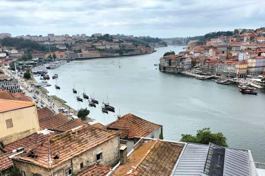 Loft In The Historic Center Of Oporto Downtown Διαμέρισμα Εξωτερικό φωτογραφία
